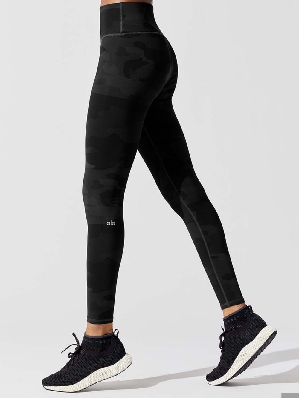 ALO Yoga Black High-Waist Leggings - camo, black S